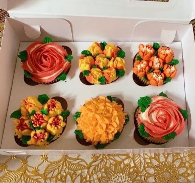 flower cupcakes